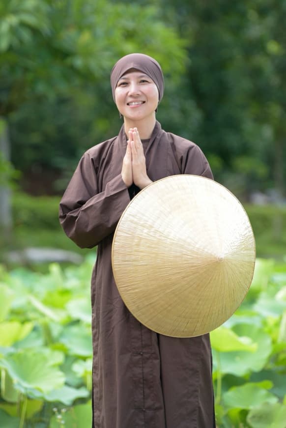 Portrait of Sr. Tạng Nghiêm